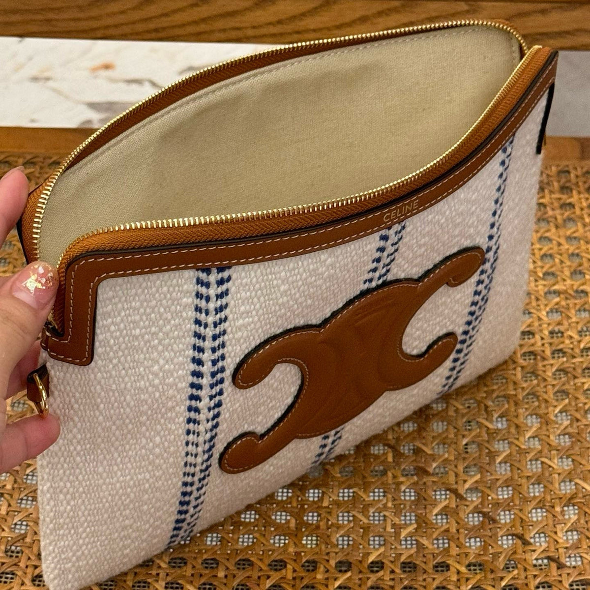 CEL SMALL POUCH WITH STRAP
