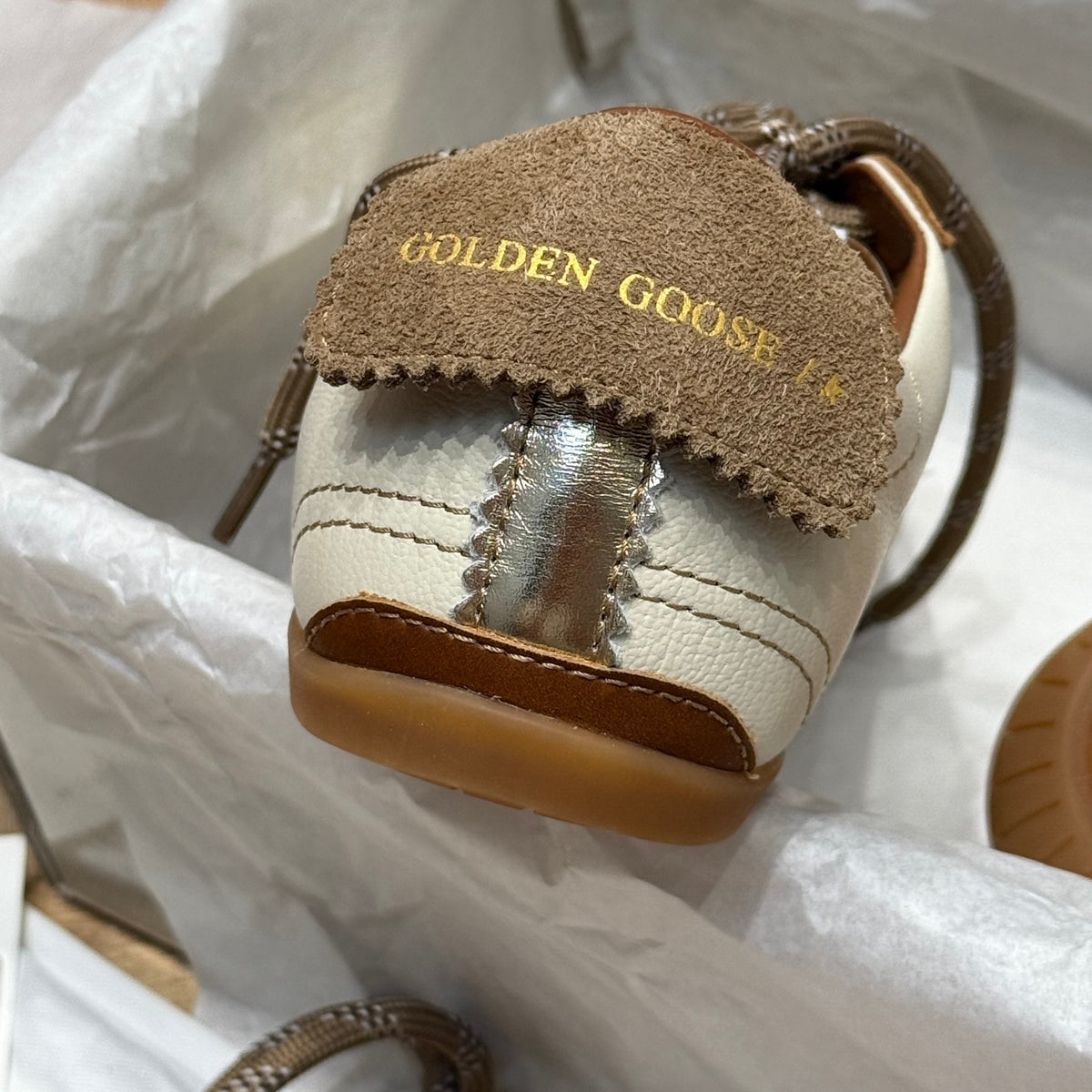 GOLDEN G TRAINERS