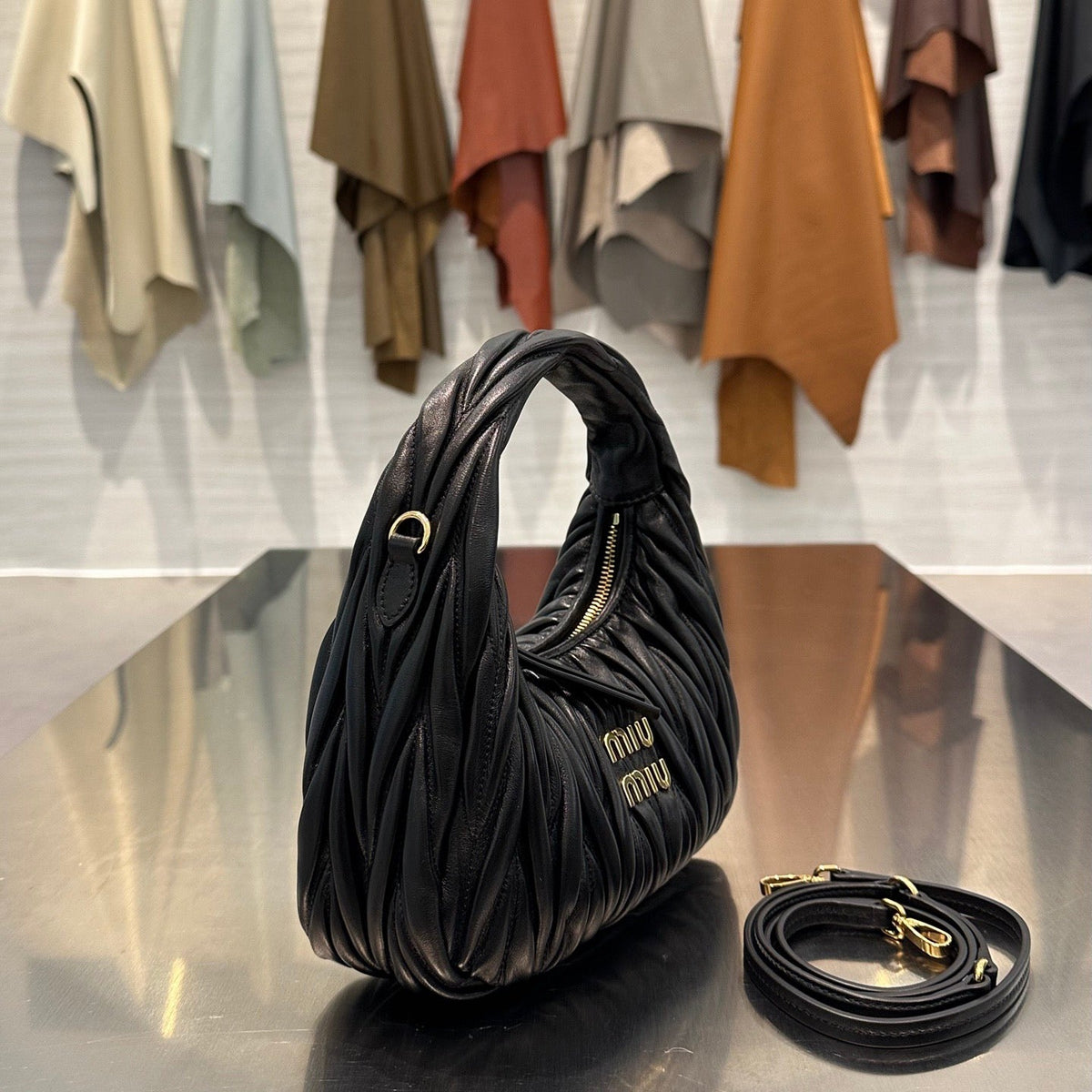 MIU M WANDER BAG