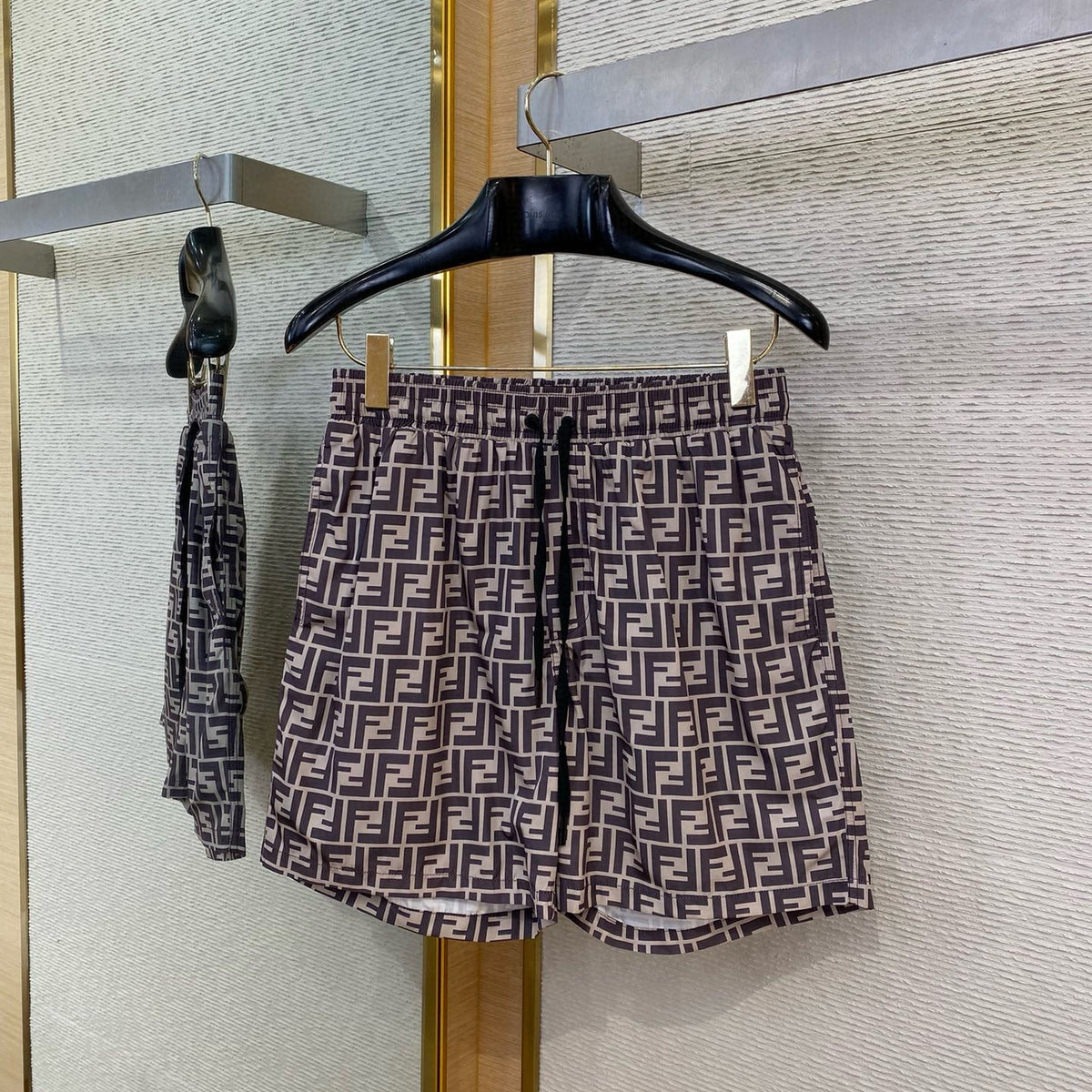 FEN SHORTS