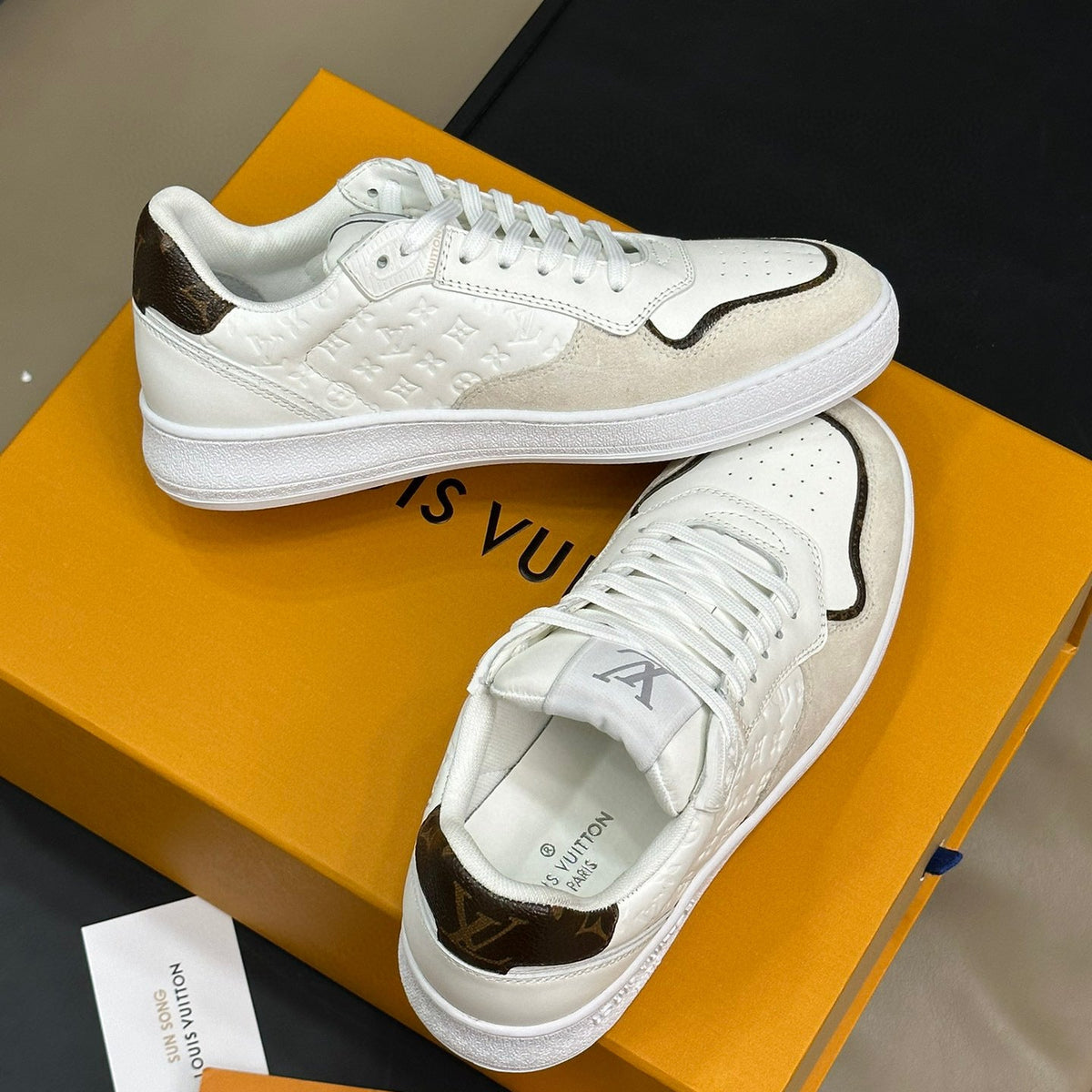 LOU TRAINERS