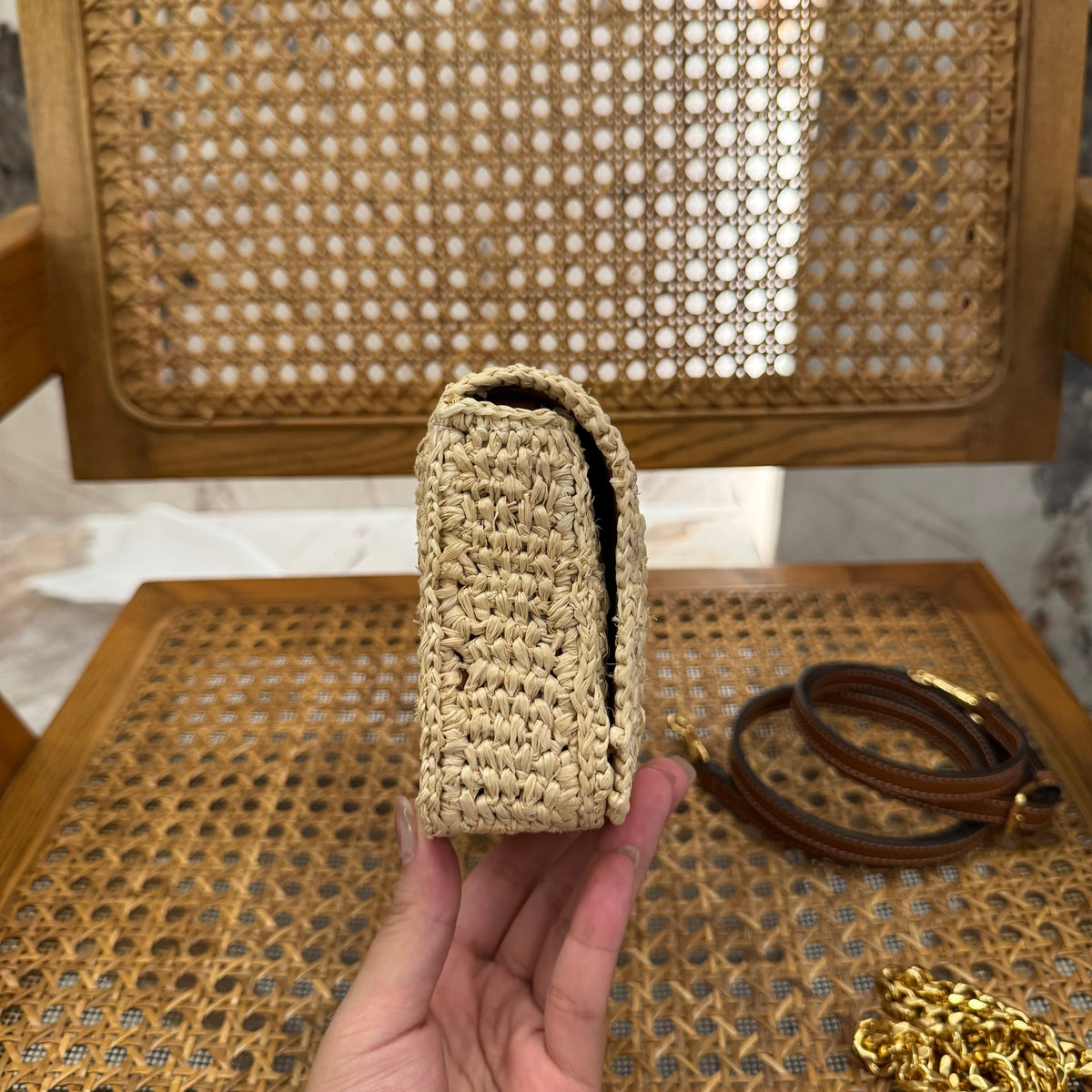 CEL MULTIPOCHETTE IN RAFFIA BAG