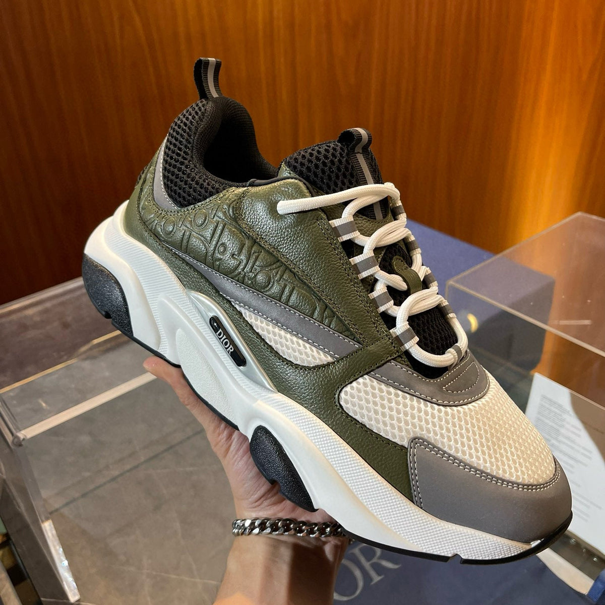 CD B22 SNEAKERS