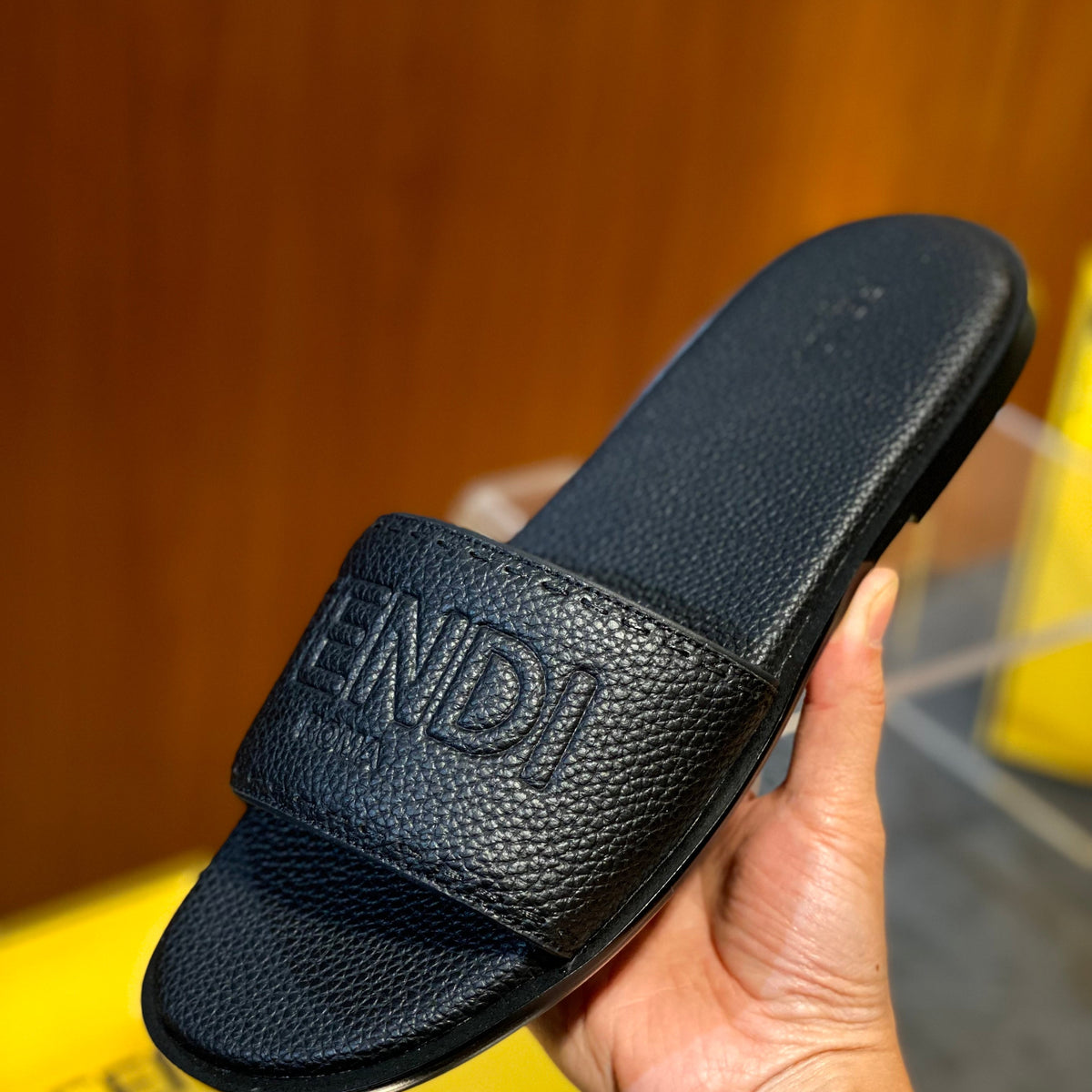 FEN SANDALS