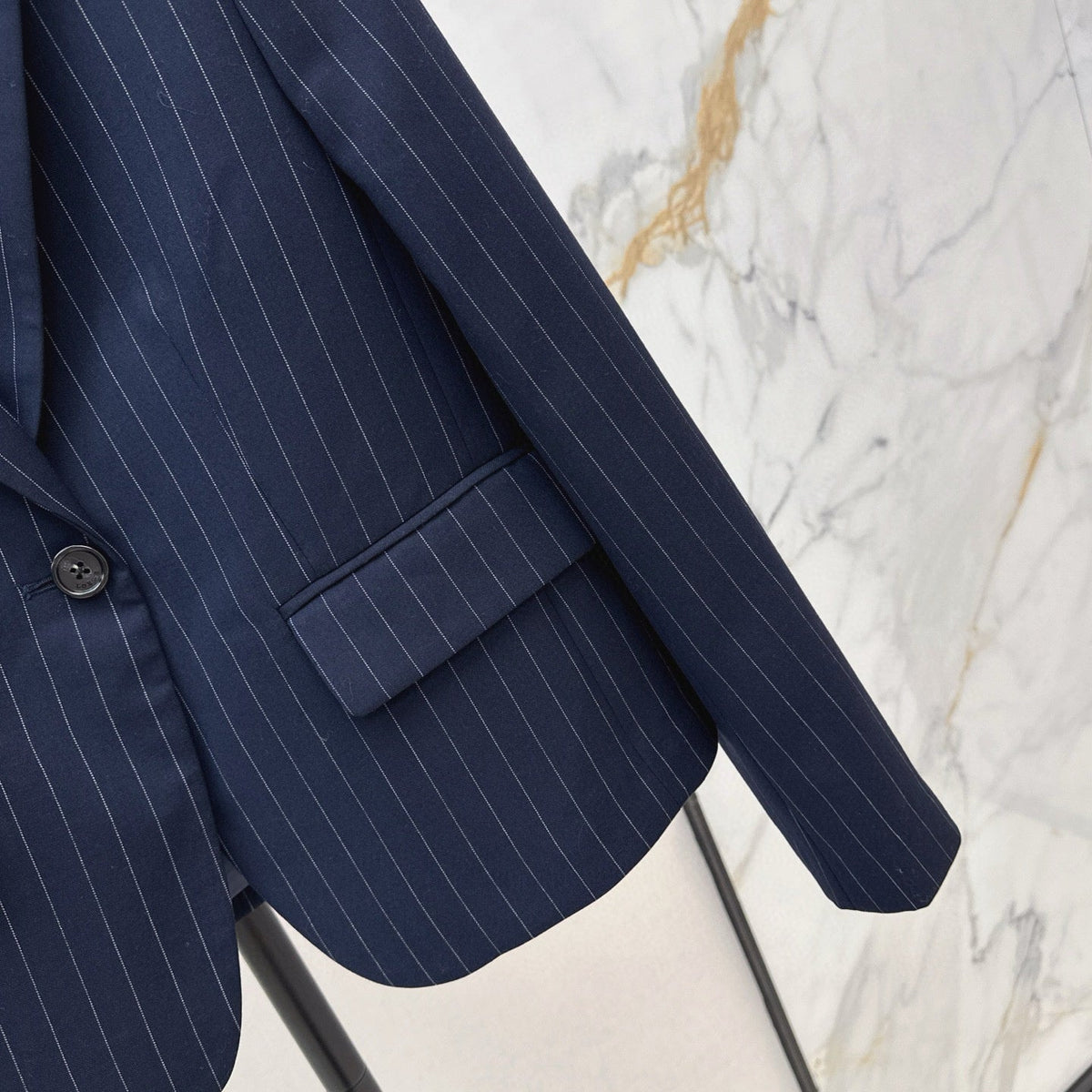 LOEW BLAZER