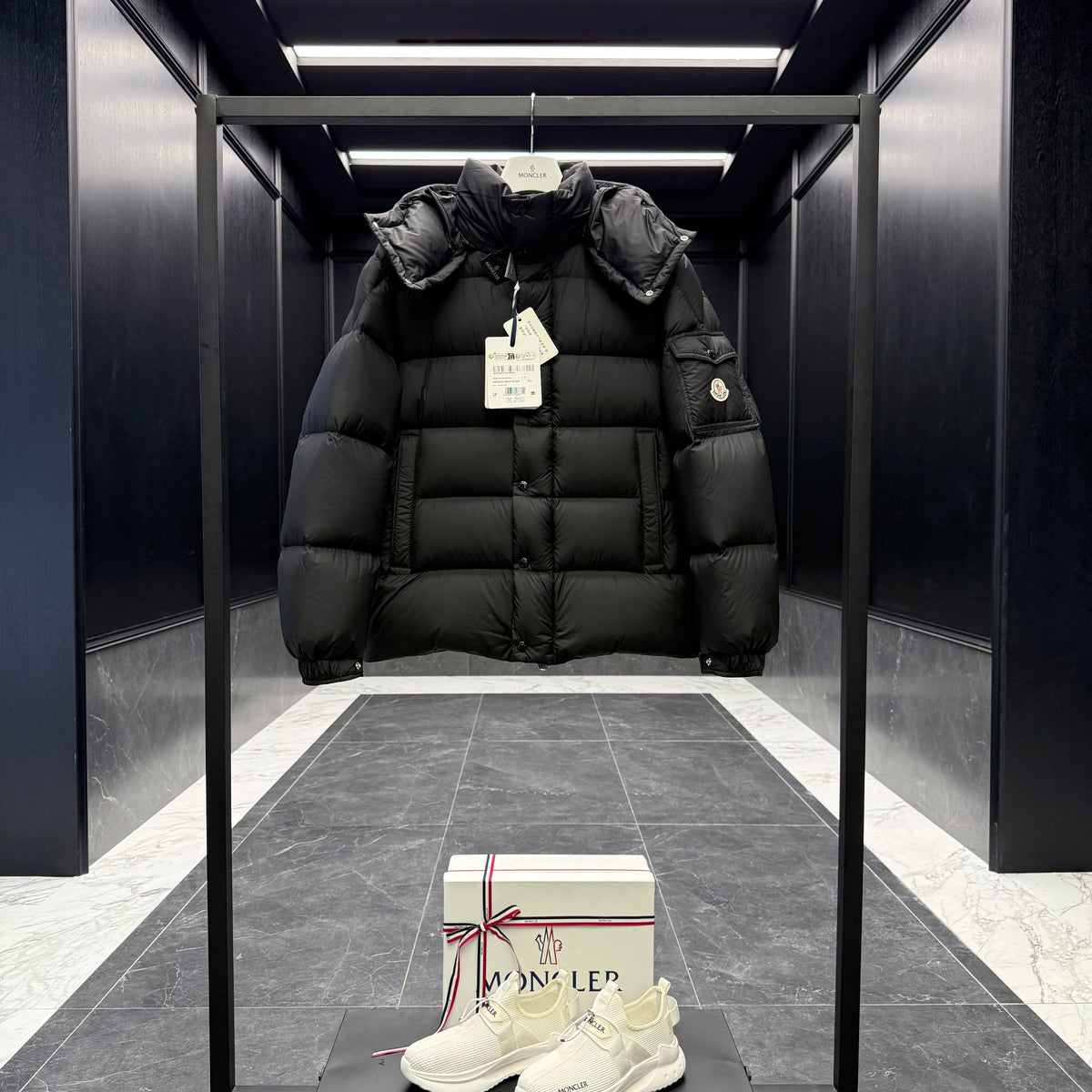 MONC VEZERE JACKET