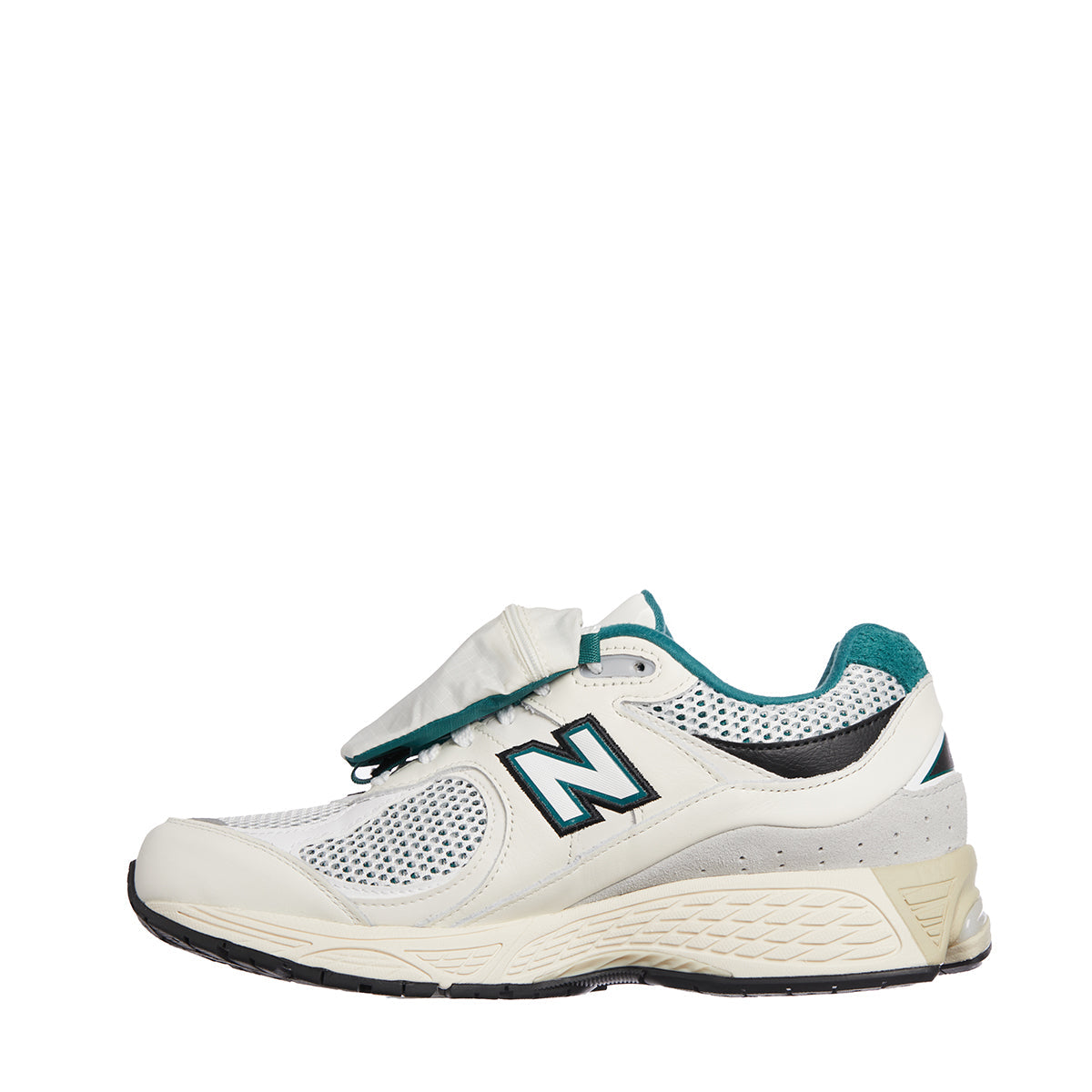 SNEAKER M2002RVD