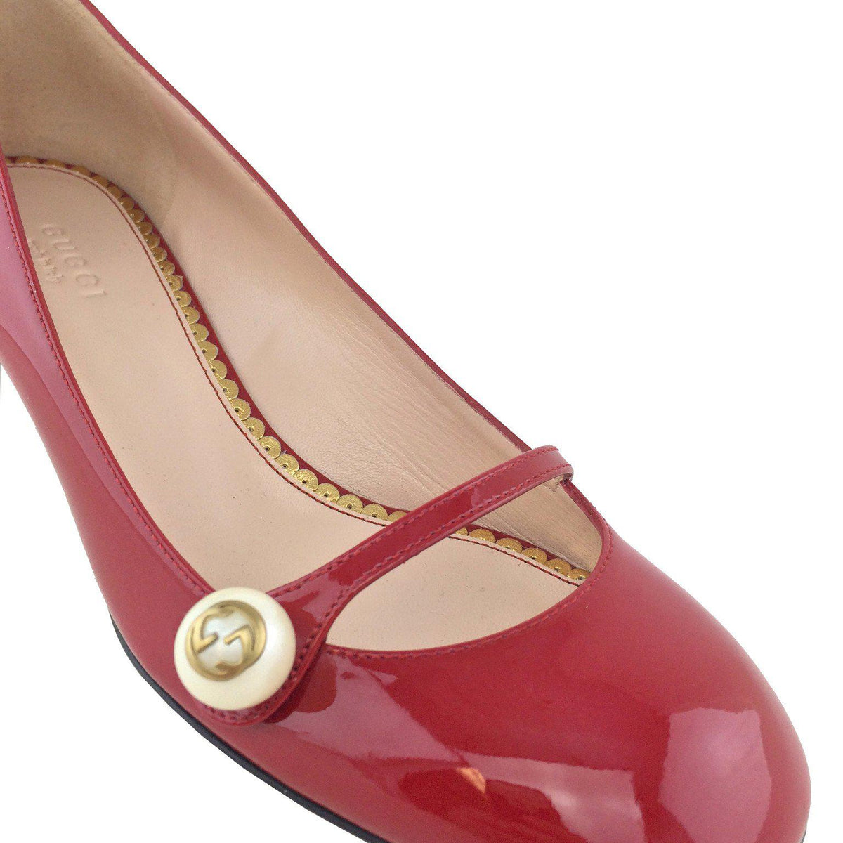 Gucci Arielle Patent Leather Pumps Size 7/37