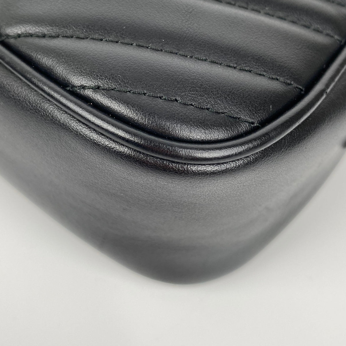 Gucci Small Black GG Marmont Shoulder Bag