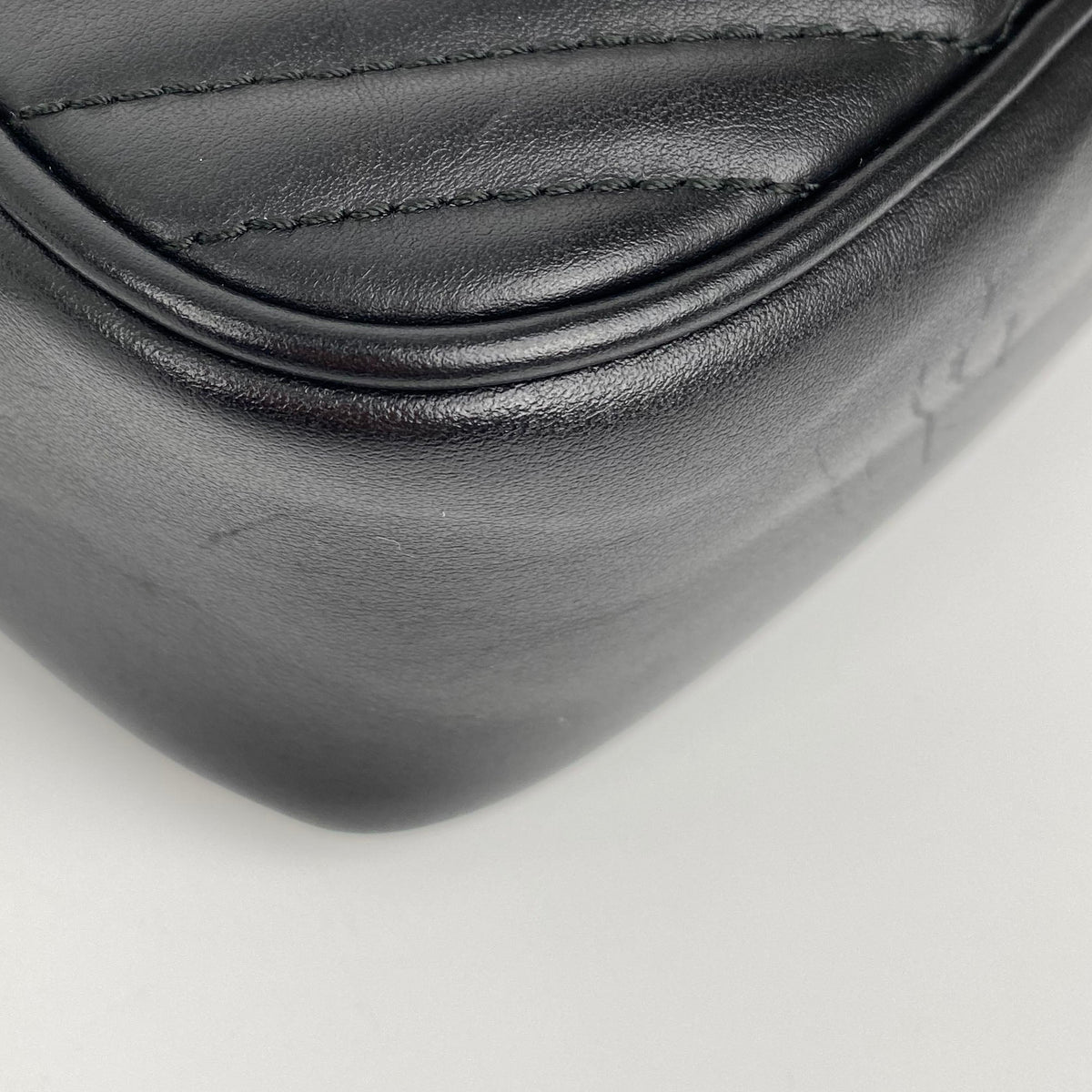 Gucci Small Black GG Marmont Shoulder Bag