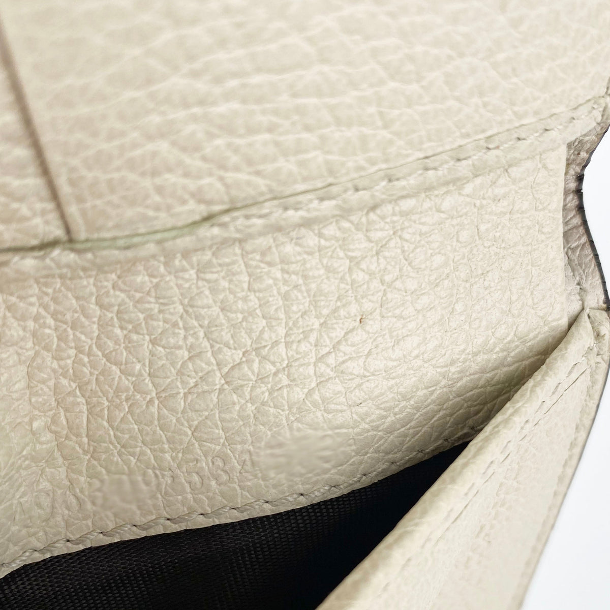 Gucci White Logo Bi-fold Wallet