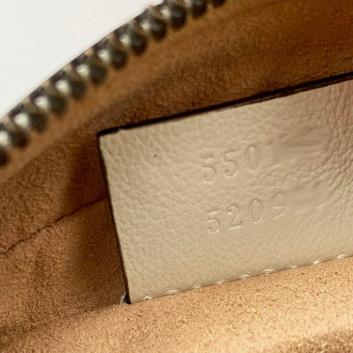 Gucci White Mini Round Marmont Shoulder Bag