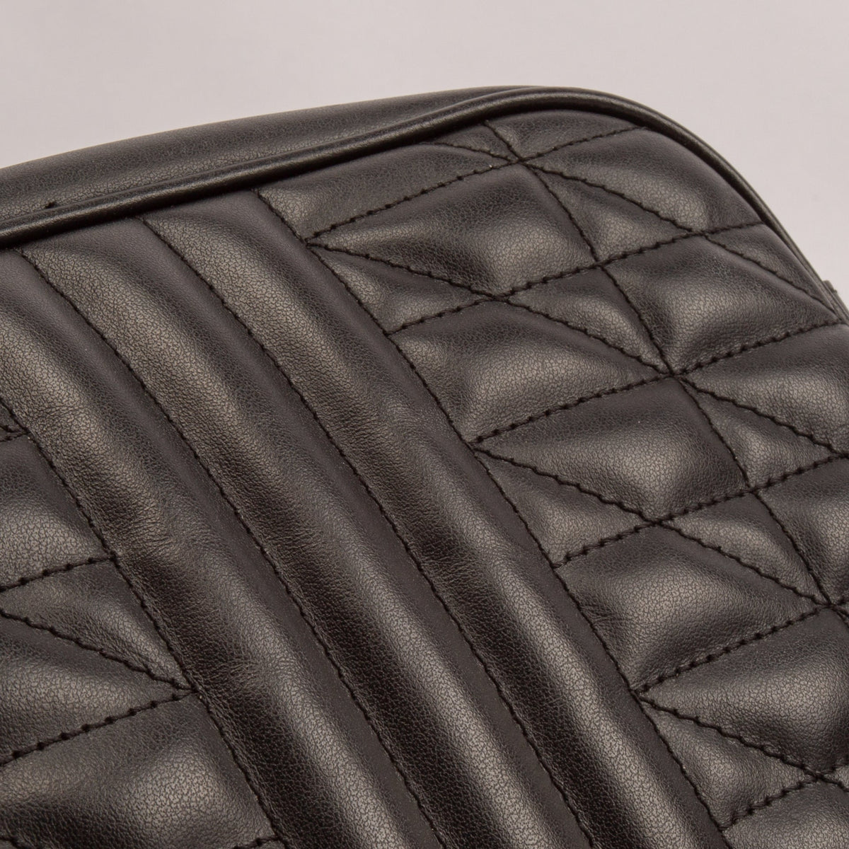 GUCCI GG Marmont Small Shoulder Bag - Black