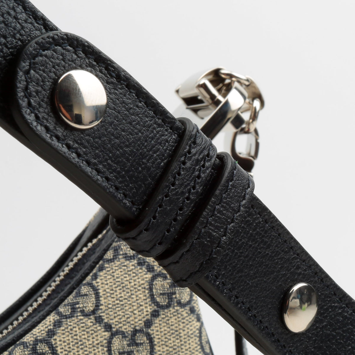 GUCCI Attache Small Shoulder Bag