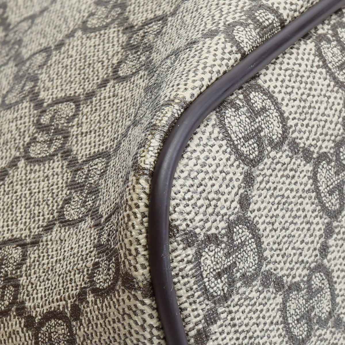 GUCCI GG Supreme Convertible Zip Tote