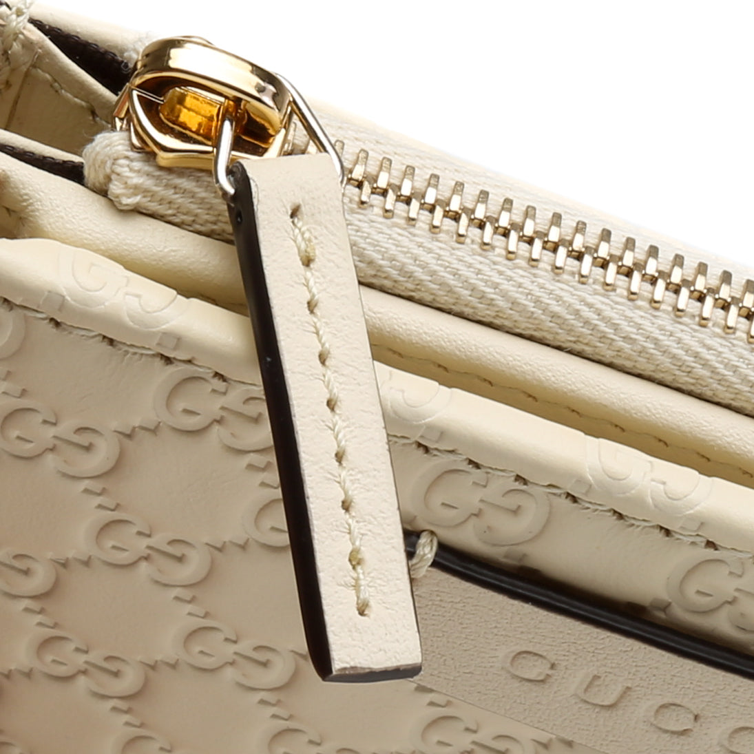 GUCCI Microguccissima Small Bifold Wallet - Cream