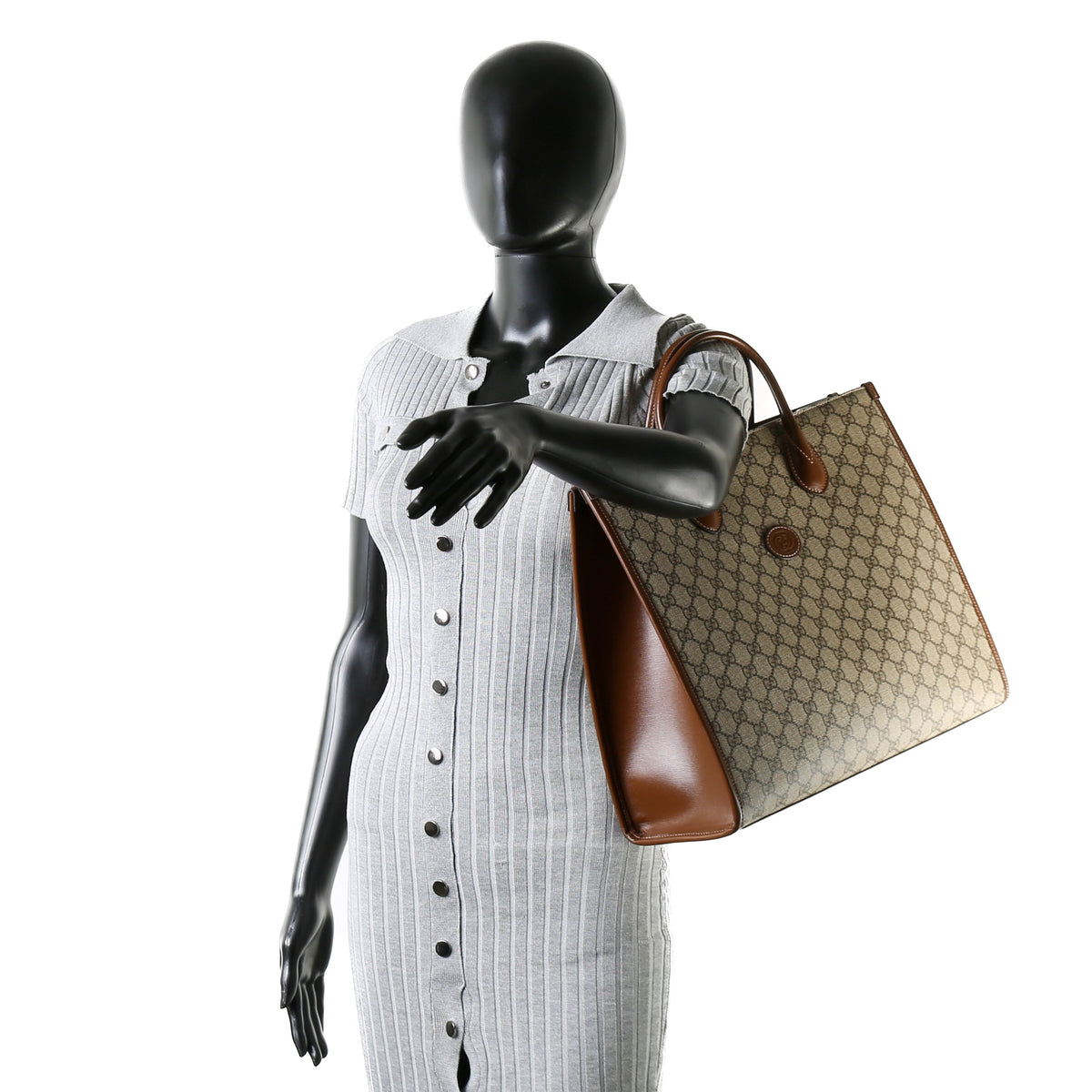 GUCCI Interlocking G Large GG Supreme Tote