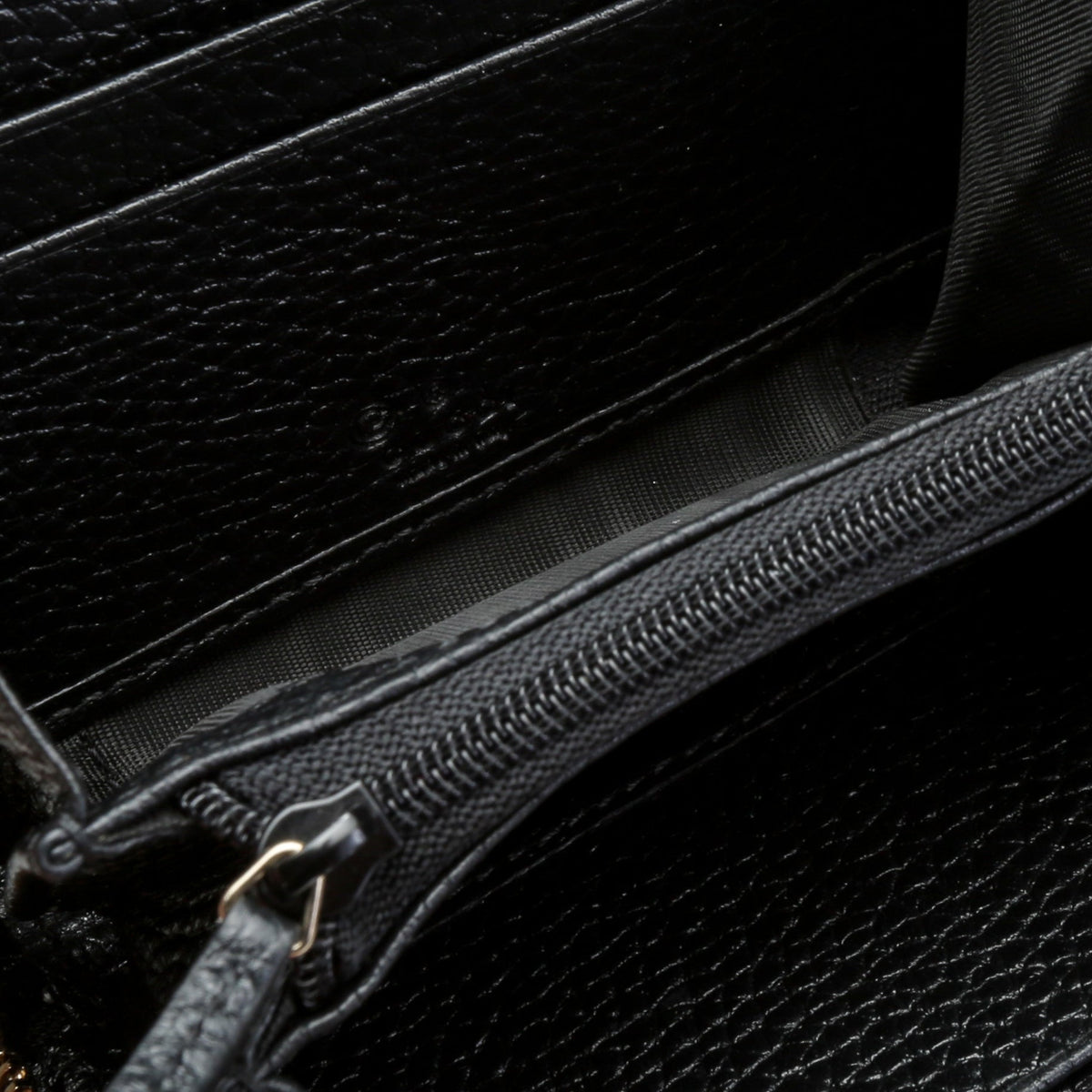 GUCCI Soho Compact Wallet - Black