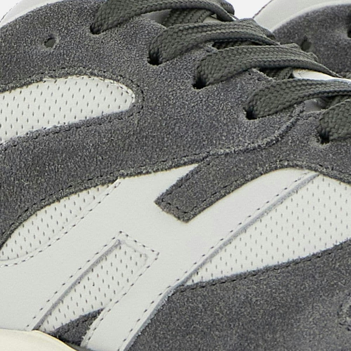 H665 LEATHER SNEAKERS