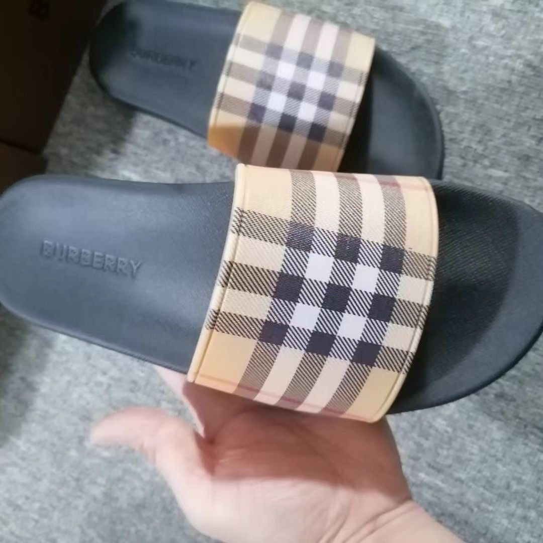 SE1050 Vintage Check Slides / Size5-11