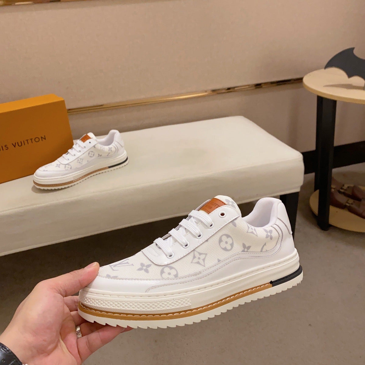 MSE079 LB Men's Sneakers / Size7-10