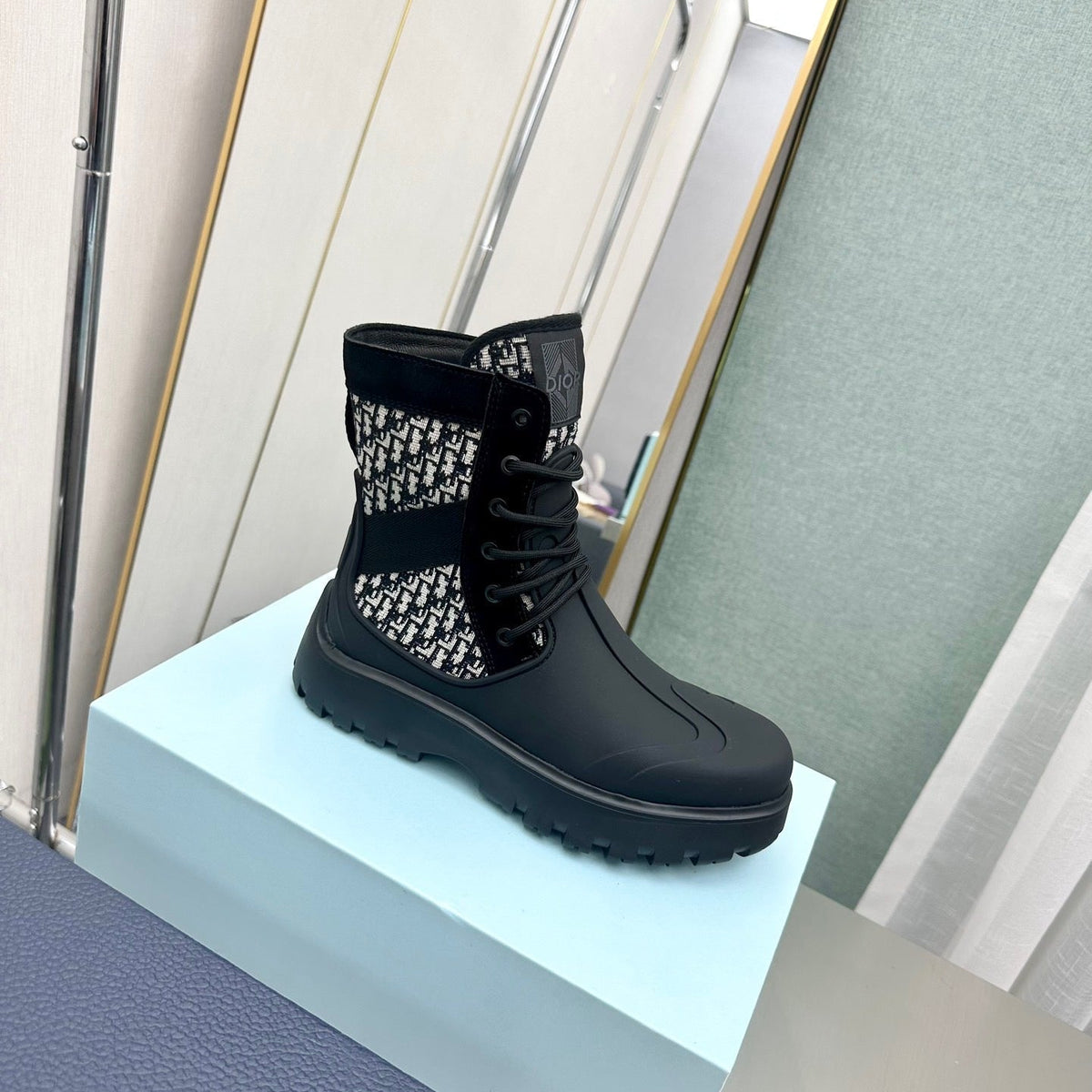 SE1211 DR D-Major Ankle Boot / Size5-10