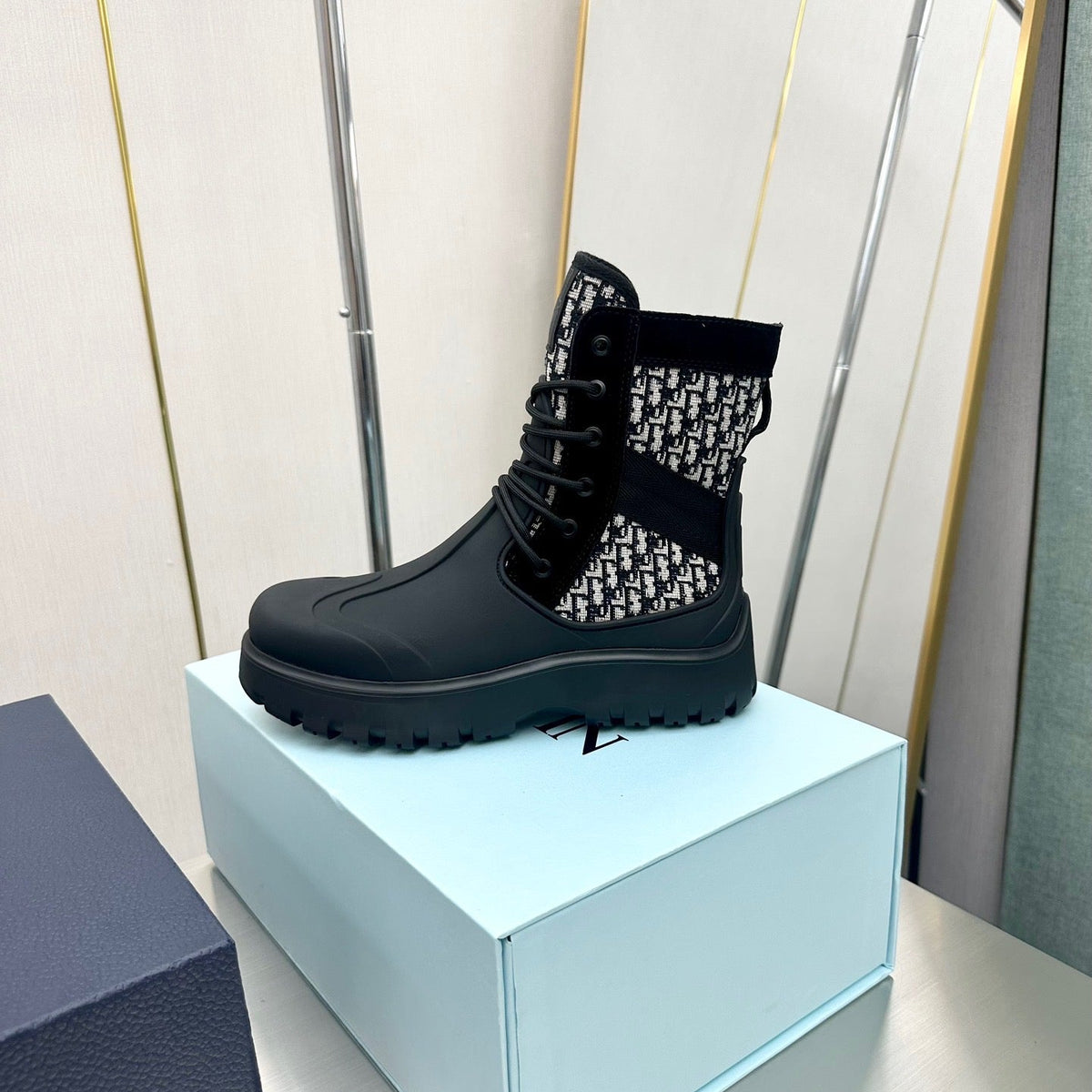 SE1211 DR D-Major Ankle Boot / Size5-10
