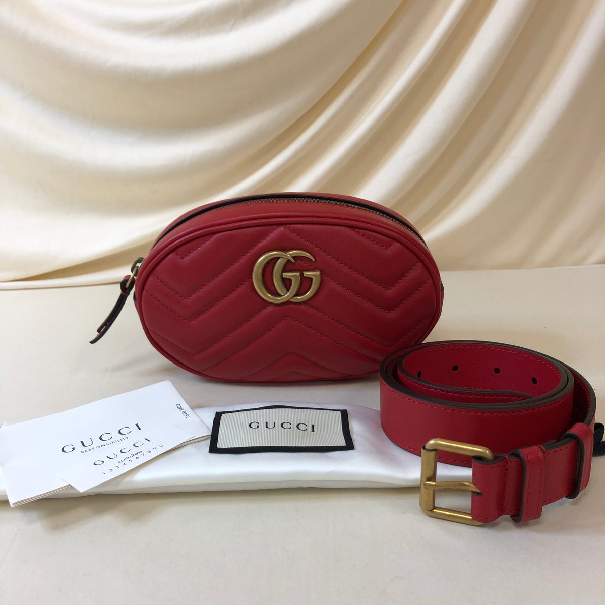 Gucci Red Leather Belt Bag 75/30 Sku# 63743