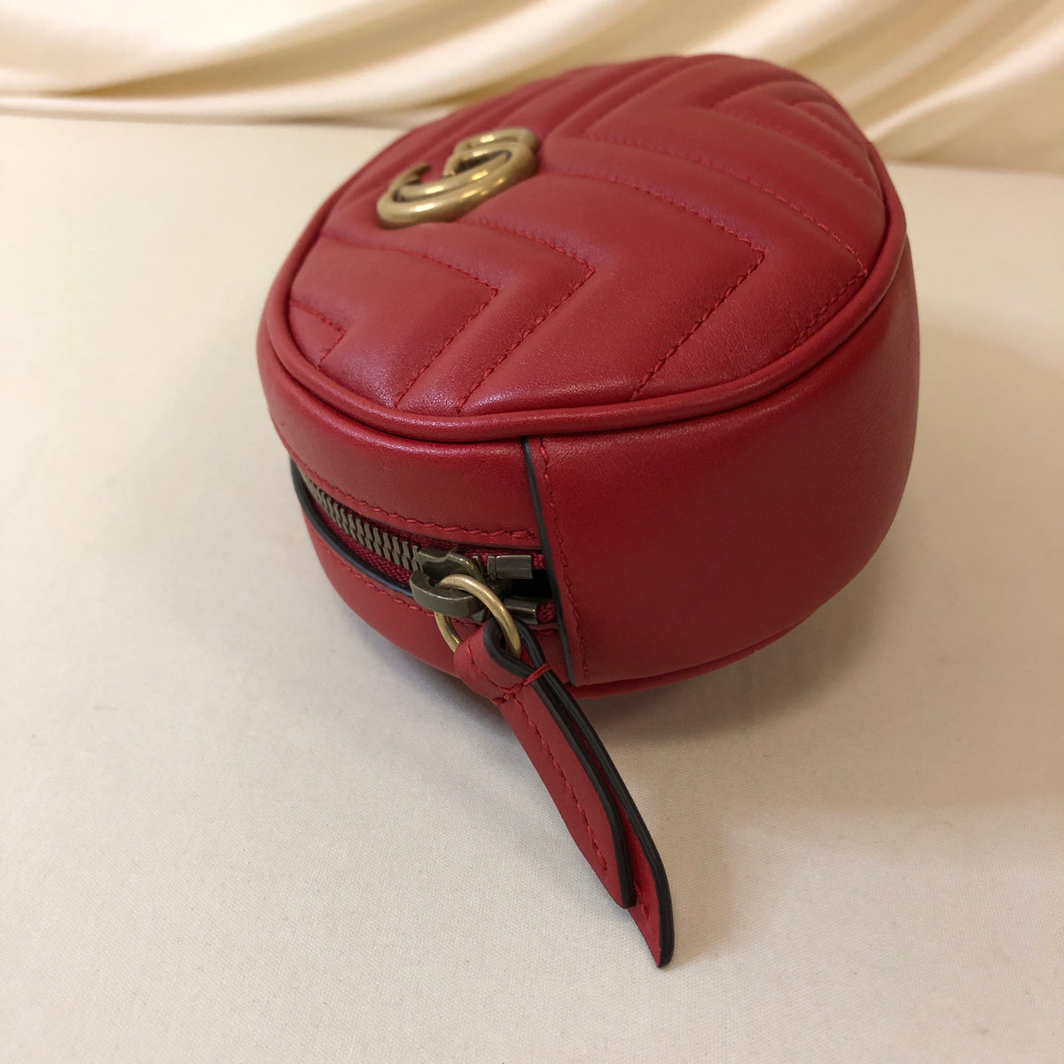 Gucci Red Leather Belt Bag 75/30 Sku# 63743