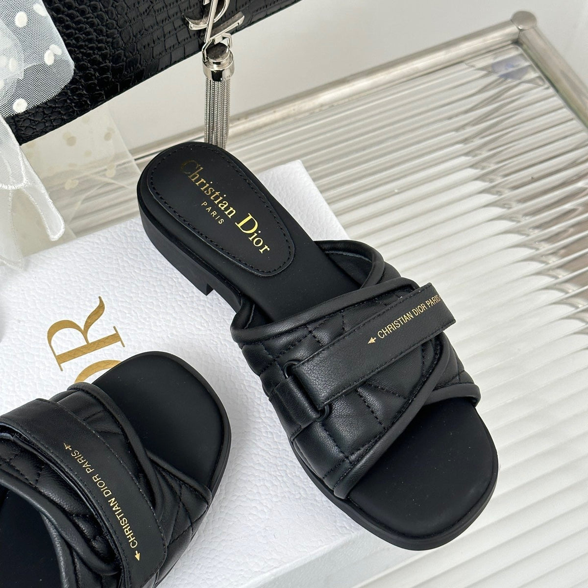 SE1172 Dio(r)evolution Slide / Size5-9