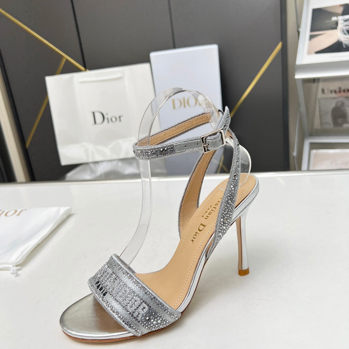 SE1106 DR Dway Heeled Sandal /  Size5-10