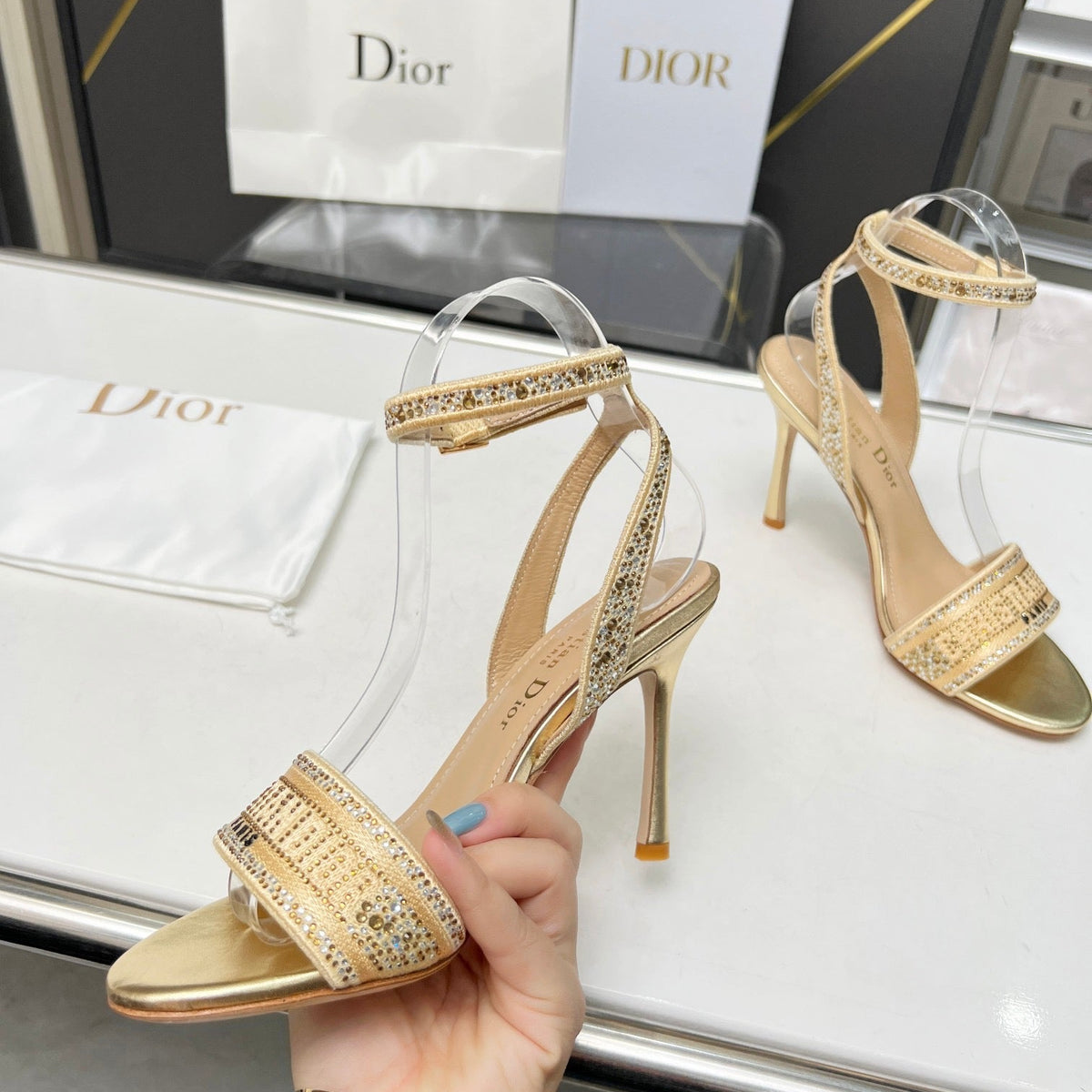 SE1107 DR Dway Heeled Sandal /  Size5-10