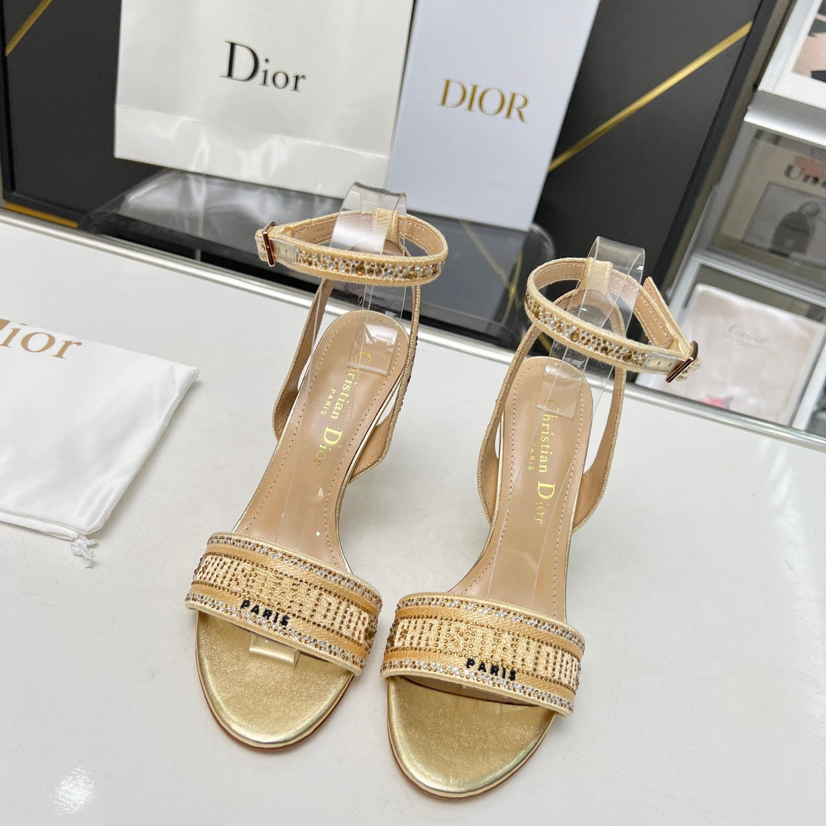 SE1107 DR Dway Heeled Sandal /  Size5-10