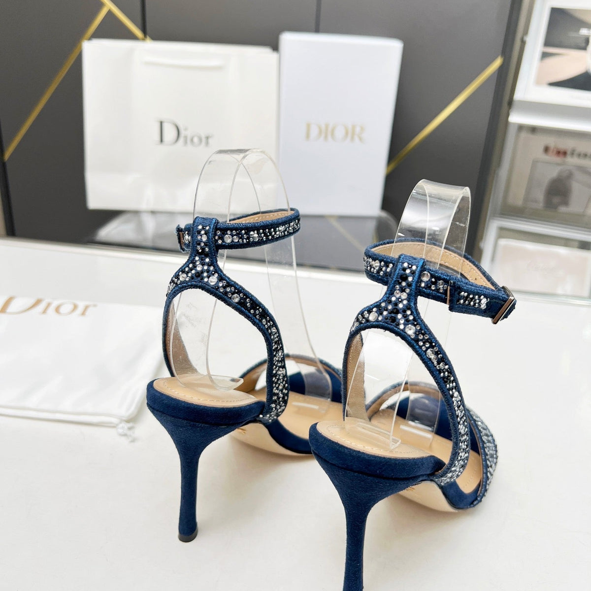 SE1108 DR Dway Heeled Sandal /  Size5-10