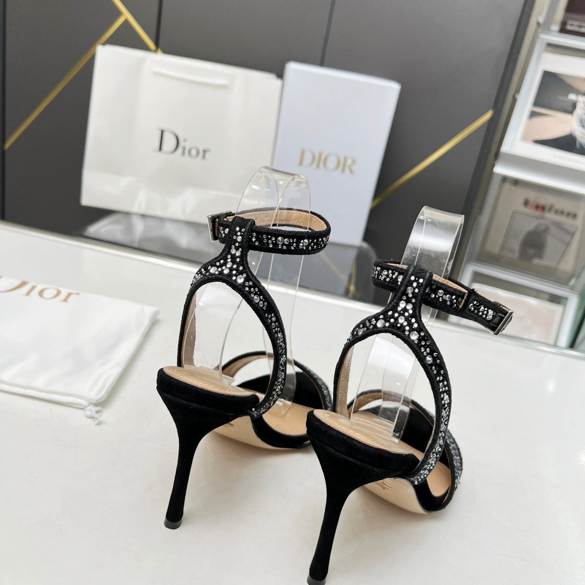SE1109 DR Dway Heeled Sandal /  Size5-10