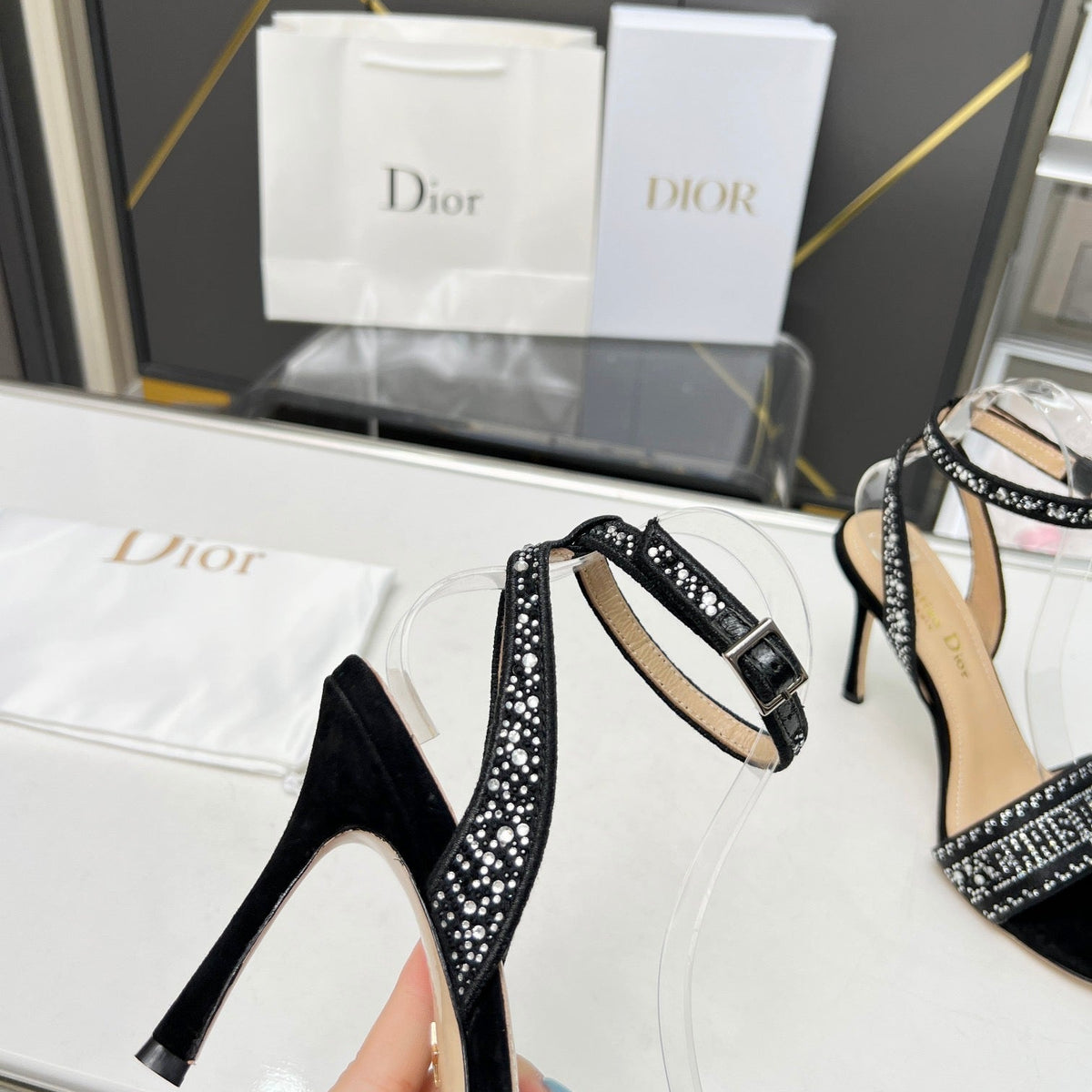 SE1109 DR Dway Heeled Sandal /  Size5-10