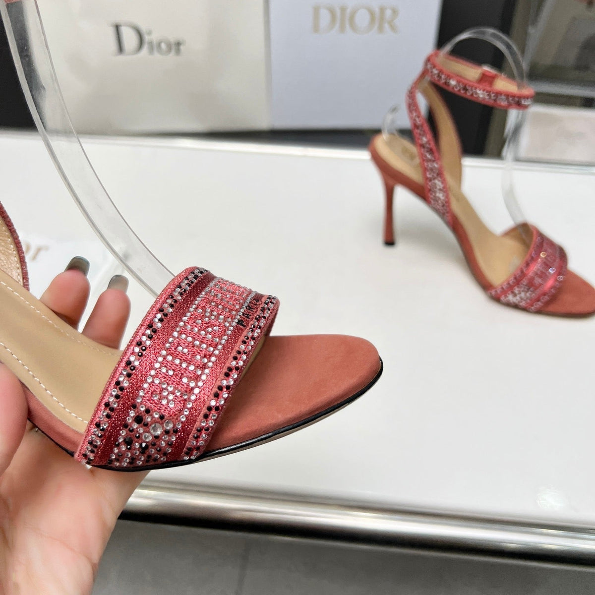 SE1110 DR Dway Heeled Sandal /  Size5-10