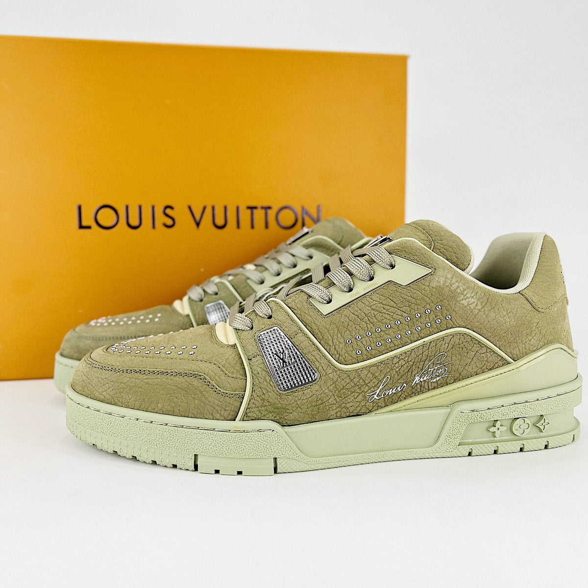 LV LV TRAINER SNEAKER GREEN 1ADHA1
