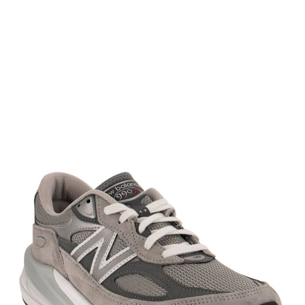 990V3 - SNEAKERS