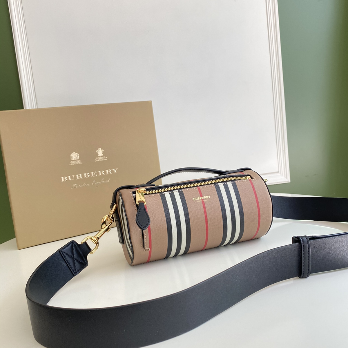 Elite Carryalls