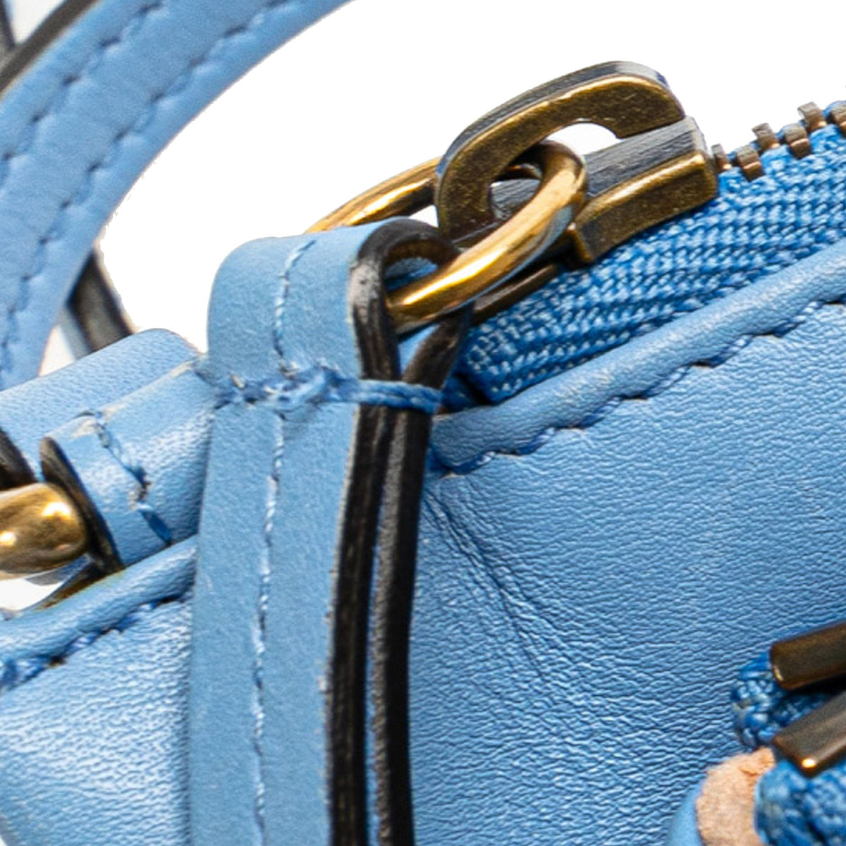 GUCCI Mini GG Marmont Matelasse Crossbody Crossbody Bag