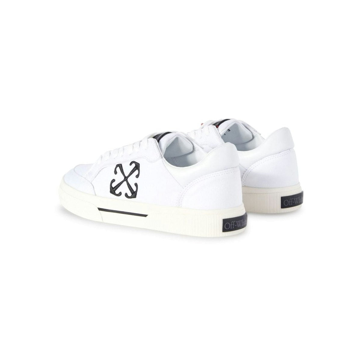 LOW  VULCANIZED SNEAKER