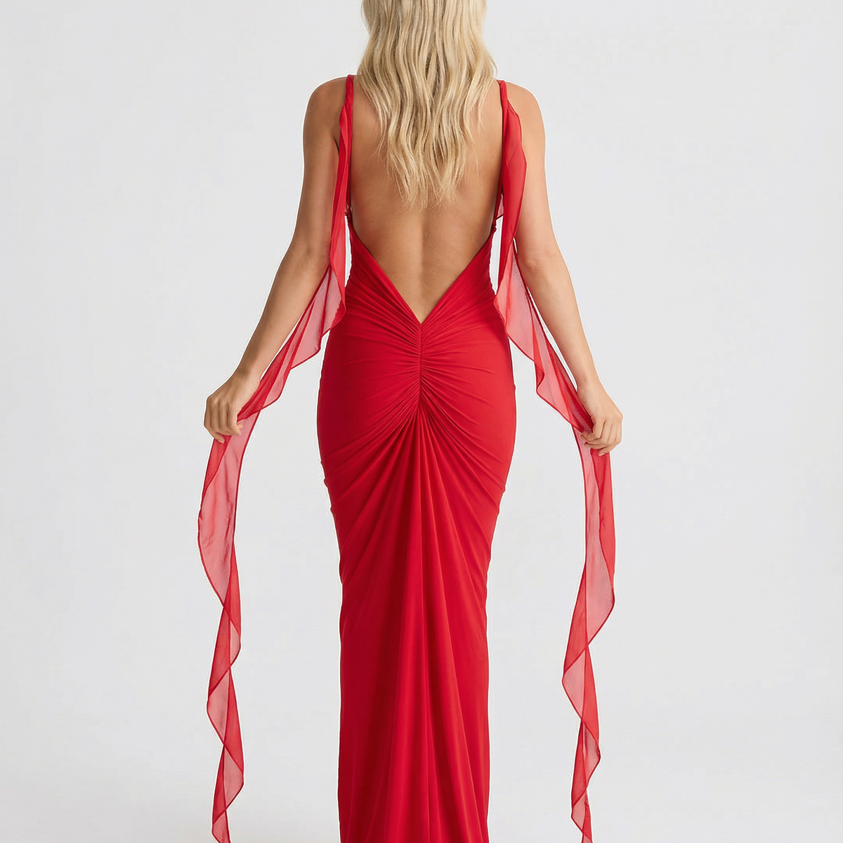 Kaitlyn | Maxi Dress with Backless Ruched Silhouette