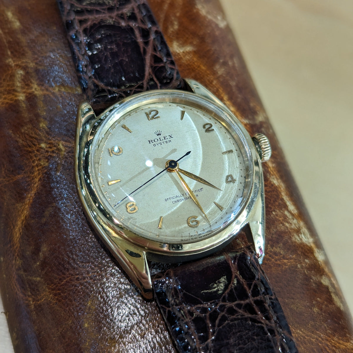 18k Yellow Gold Rolex Wristwatch 1946/47 w/ Original Box