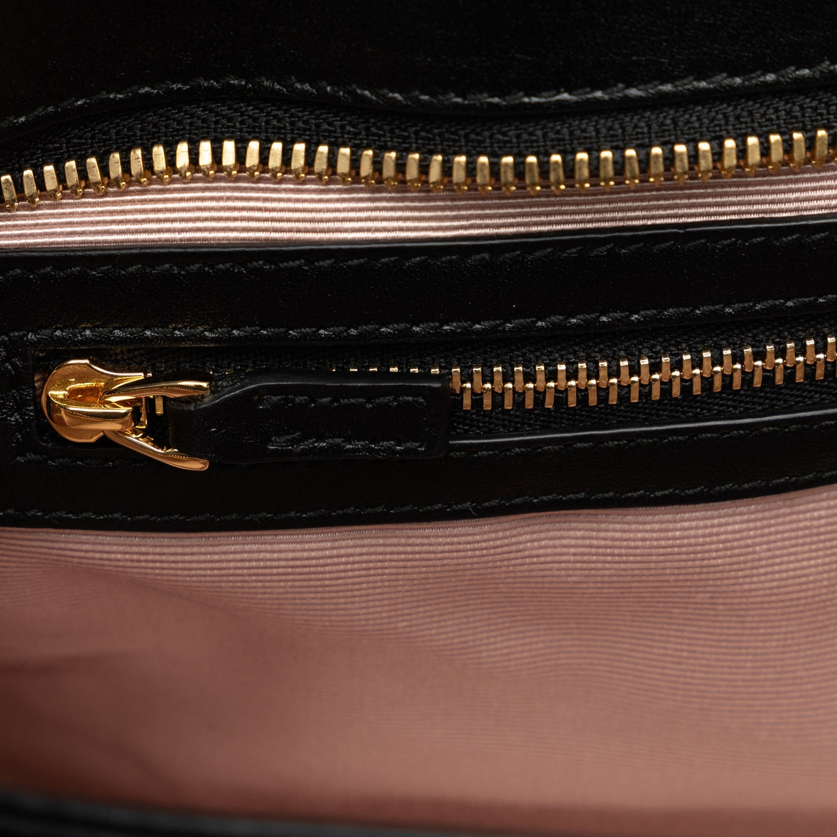GUCCI Large Arli Shoulder Bag