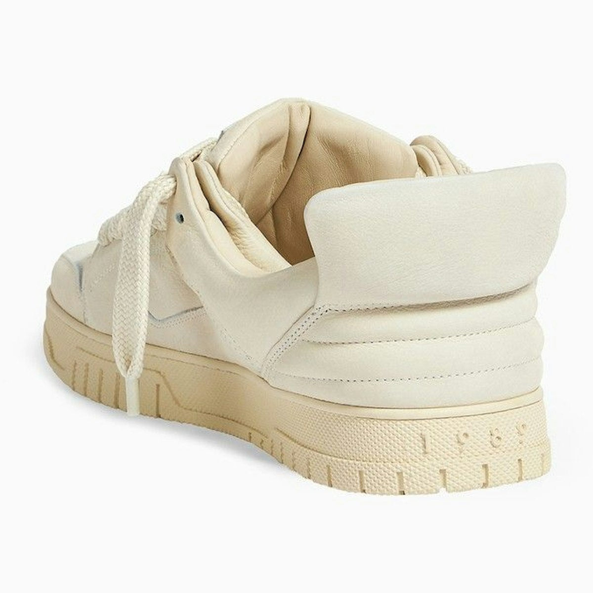 SNEAKERS WITH SPOILER BONE