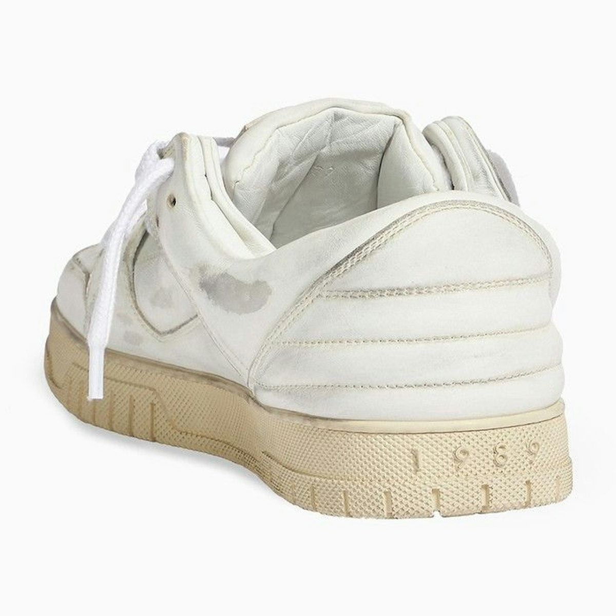 VINTAGE DIRTY WHITE SNEAKERS