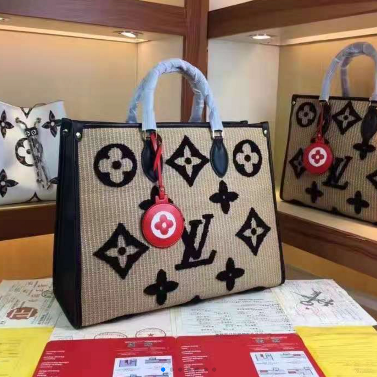 Elite Carryalls