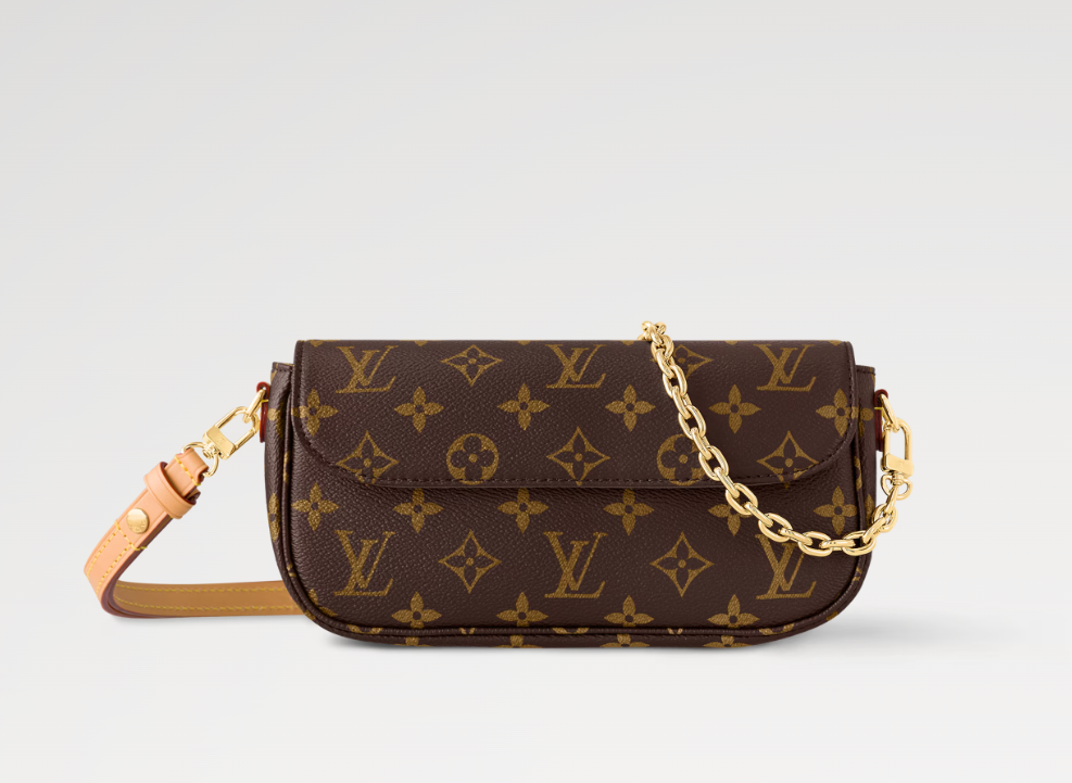 Mila's Edit Wallet On Chain Ivy Monogram