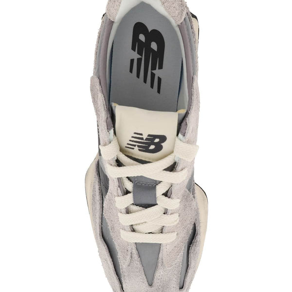 327 SNEAKERS